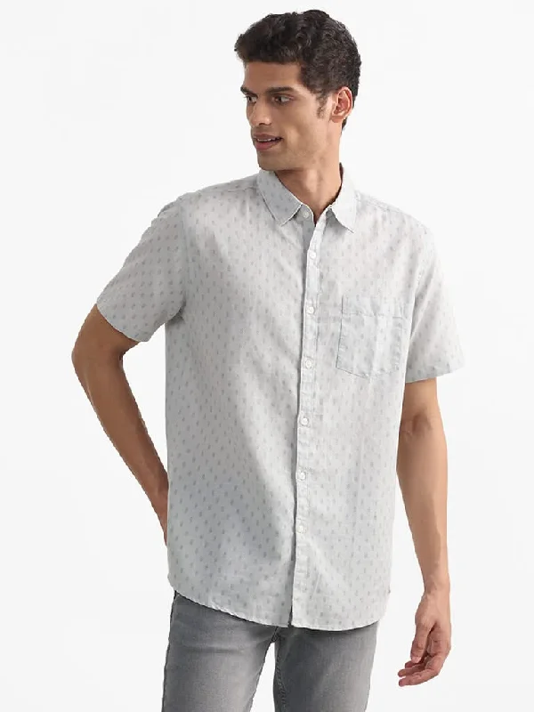 Weekend Special WES Casuals Floral Printed Light Grey Slim-Fit Blended Linen Shirt
