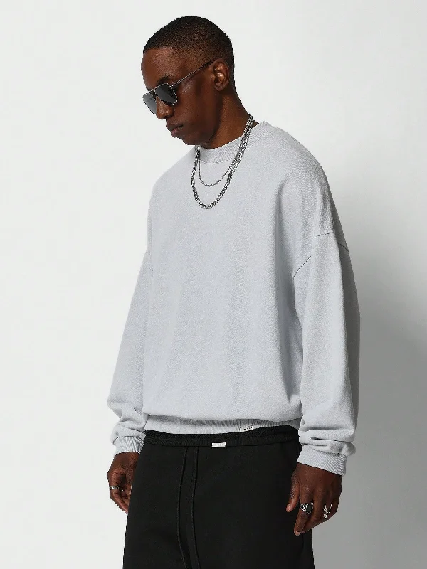 Weekend Specials to Relish Oversized Fit Washed Sweatshirt With Side Pocket