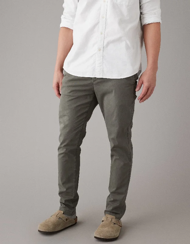 Great Bargains AE Flex Slim Lived-In Khaki Pant