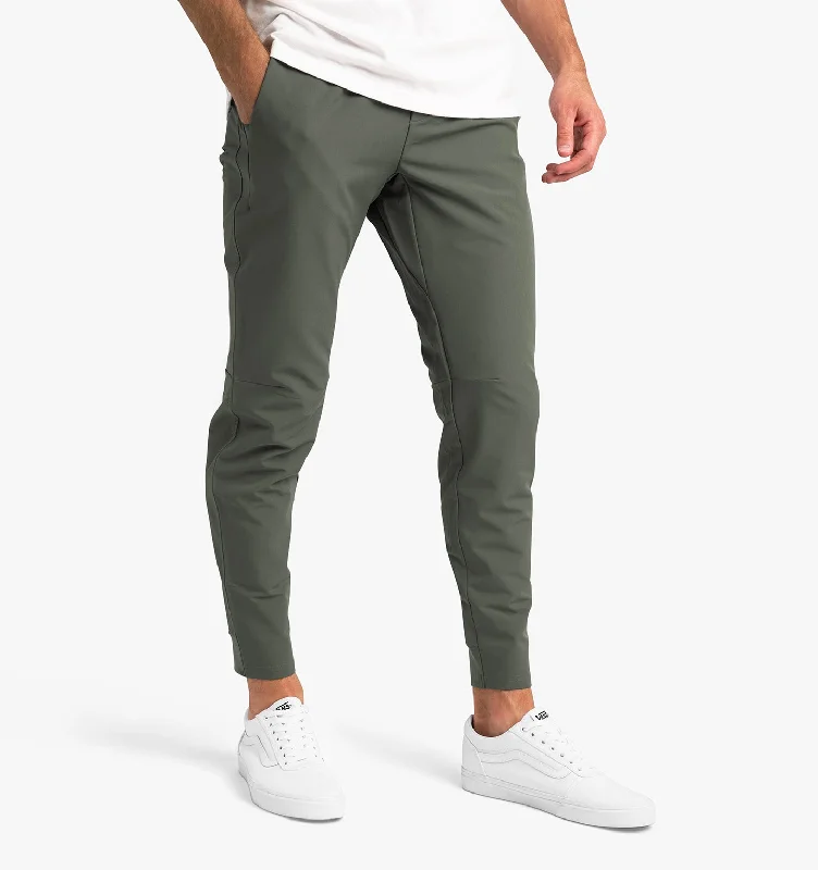 Today’s Deal UNRL Performance Pant