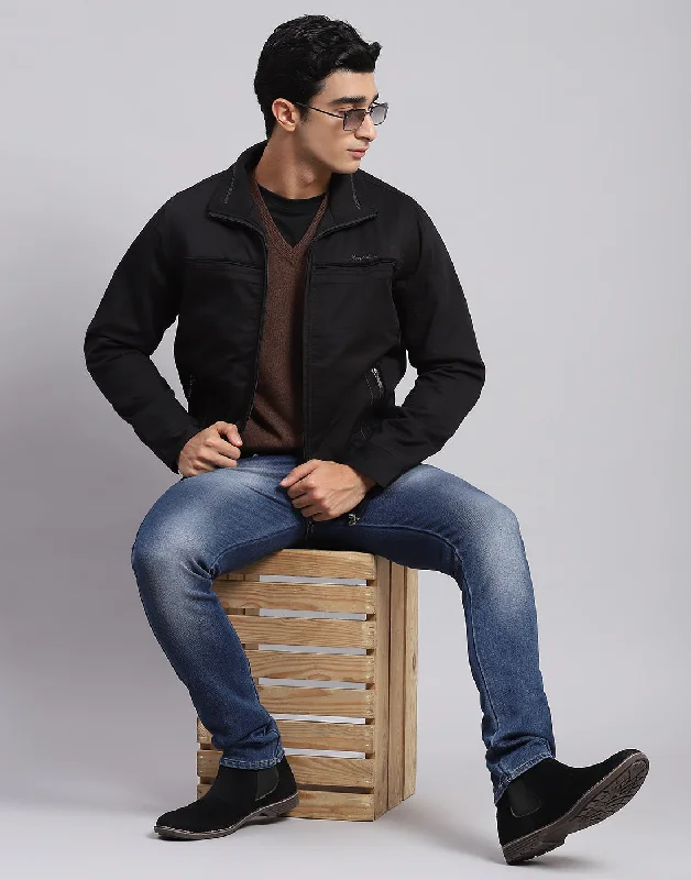 Weekend Discounts to Relish Men Black Solid Spread Collar Full Sleeve Jackets