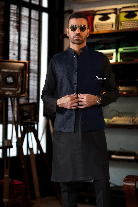 One-Day Only Pashtush Mens Waistcoat, Fine Wool, Navy Blue